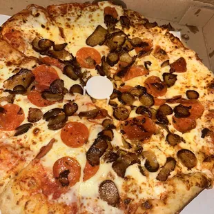 Pepperoni and Sausage pizza extra cheese