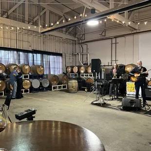 Slinky Thing, a Steely Dan Tribute band played here.