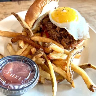 Pulled Pork Breaky Sammy