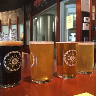 White Bicycles  Rustic Witbier  5.3% abv  13.5oz Balloon