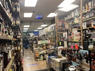 Capitol Hill Wine & Spirits