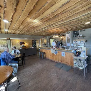This is a really Comfy, welcoming little cafe