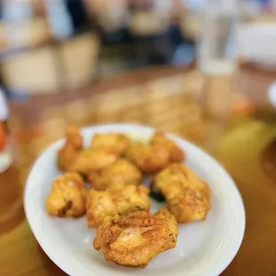 chicken wings and fried chicken, food