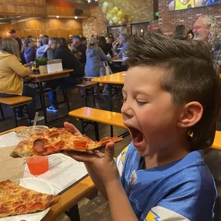 food, pizza