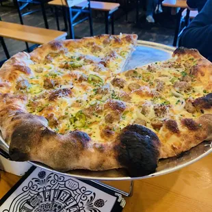 Sausage Sensei ($27) Three types of sausage, peppers and homemade crust (winnahz)