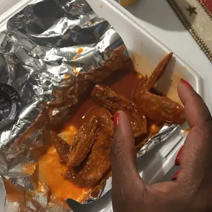 bbq chicken, bbq wings, chicken wings and fried chicken, chicken wings, fried chicken, poultry, food, chicken, fried chicken wings