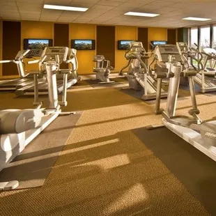 Riley Towers offers Studio, 1, 2, &amp; 3 Bedroom apartments and townhomes available in downtown Indianapolis.