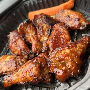 chicken wings and fried chicken, food