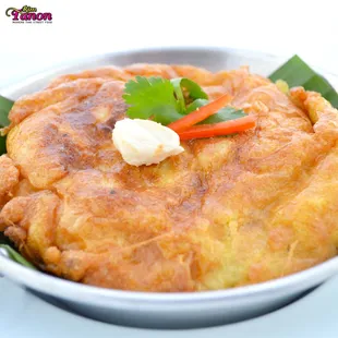 Khai Jeow Pu (Thai omelet)