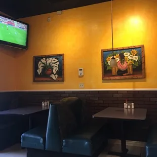 interior, pizza