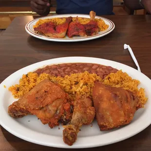 Fried chicken with rice and beans