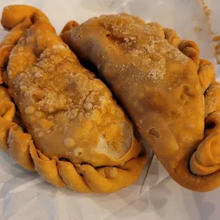 Beef and chicken empandas