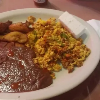 Huevos con Chorizo