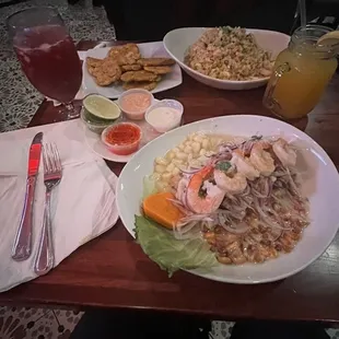 CEVICHE MIXTO y Arroz Chaufa