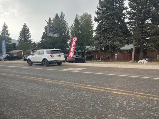 Lucky Shoe Bar And Grille