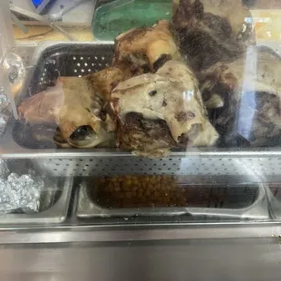 Looks like Head or Cabeza skulls