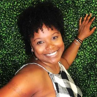 Her first time wearing her natural curls where they live. We know curls, visit us today or call 504 556 3783 to learn about your curls!