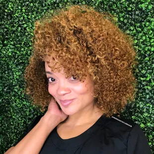 Embrace your curls!! Deva Cut by @morgantaylorhair