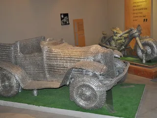 Grassroots Art Center