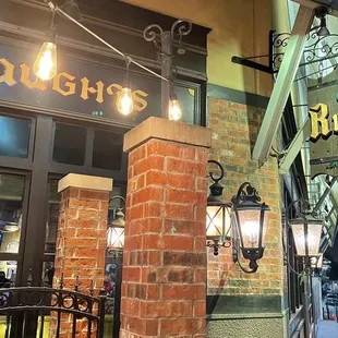 the entrance to the restaurant