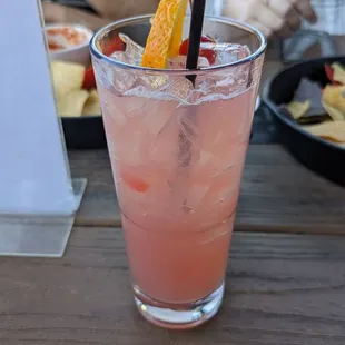 Nonalcoholic grapefruit mocktail