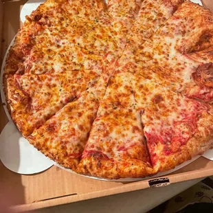 Cheese pizza