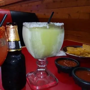 This like margarita was pretty strong. Ok taste.