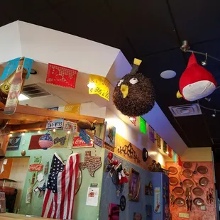 Piñatas! Filled with taquitacos por favor.