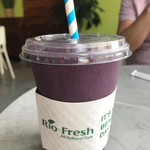 Peanut Butter Blueberry Acai Smoothie
