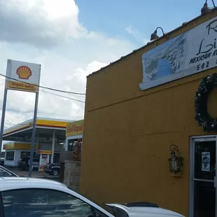 Today is July 16th. I guess they&apos;re ready for Christmas earlier and earlier. LOL