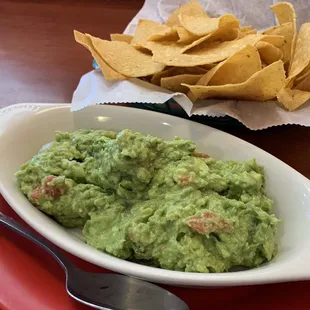 Chips and the large guacamole.