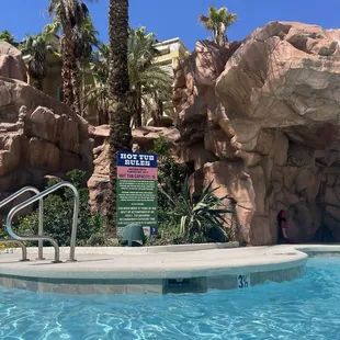 07/07/2024 adult only pool