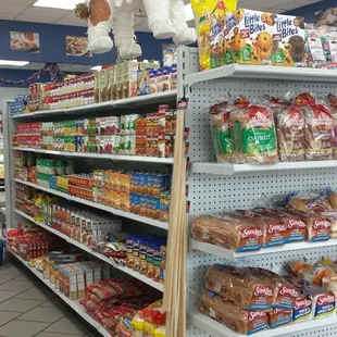 Bread &amp; packaged grocery items saving you a trip to another grocer for meal prepping.