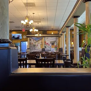 Nice dining room