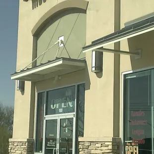 The look from parked outside...PS They're open Sat-Sun and usually on most holidays..