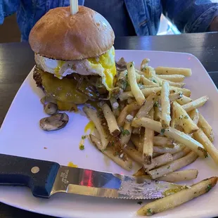 Roadhouse Burger