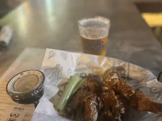 Wayward Bar & Kitchen