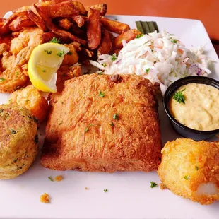 Beach Break... Mahi, Shrimp, Crab Cakes