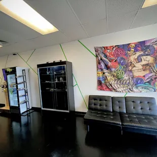 Exotic Drinks, Showcase and Rest Area!