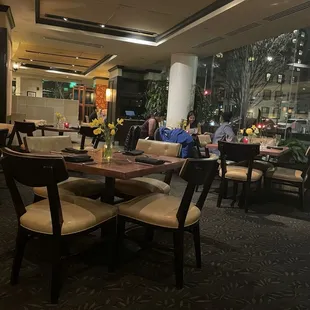 Nice dining area. Stylish and sophisticated.