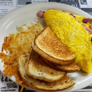 Ham &amp; Cheese Omelette: rye, well-done shredded