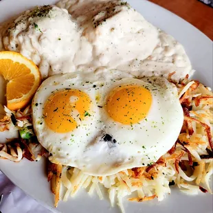 03.25.21 - Sausage Gravy &amp; Buttermilk Biscuits