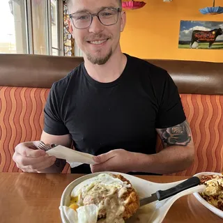 Biscuit & Sausage Gravy (1)