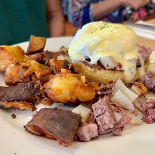 Corned Beef Hash Eggs Benedict