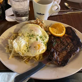 Spice-Rubbed Rib Eye Steak Chilaquiles