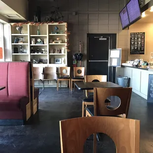 Front cafe area