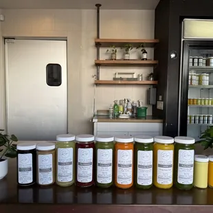 Are you in the mood for cold pressed raw juice or coffee :)