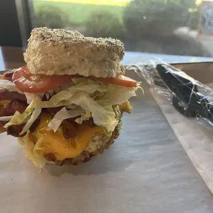 BLT Buscuit