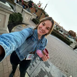 Allyson G.