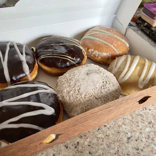 Half dozen